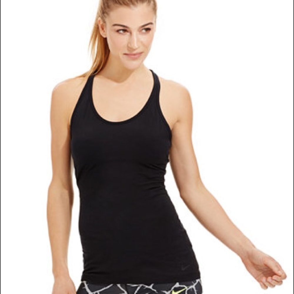 Women’s Nike Dry Fit Racerback Tank Size XL